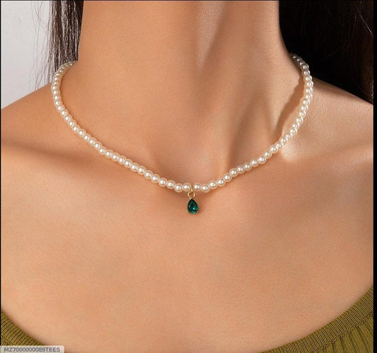 Women Pearl Necklace with Green Gemstone Pendant